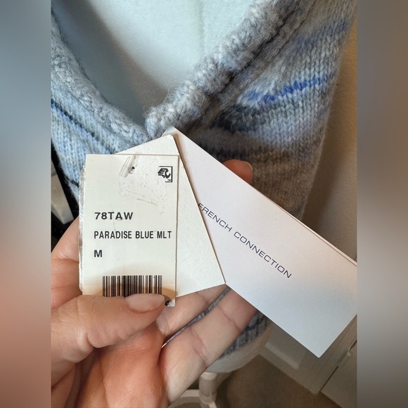 NWT French Connection Womens Space Dye V-Neck Sweater Vest Paradise Blue Size M - Picture 7 of 8